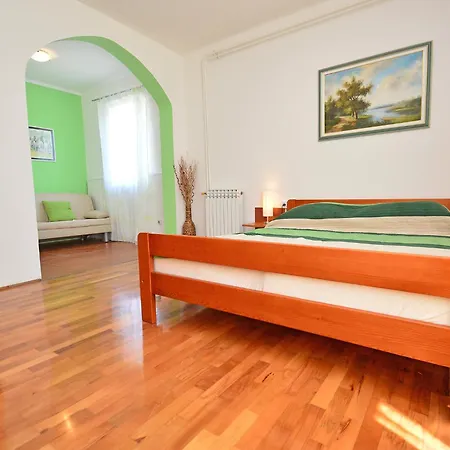 Prázdninový dům Hill By Interhome Buje
